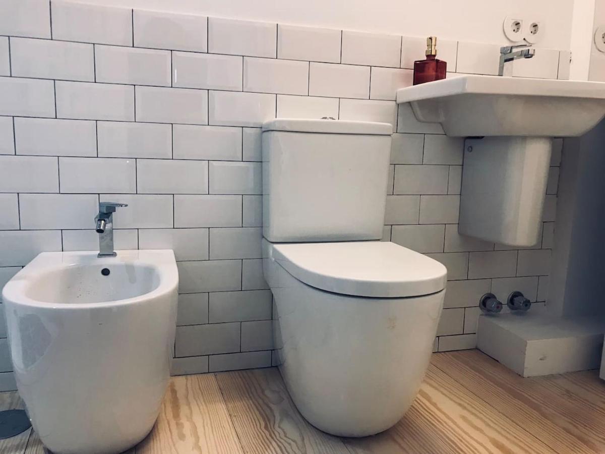 Appartamento Enjoy The Old Town In A Full Renovated Duplex La Coruña Esterno foto