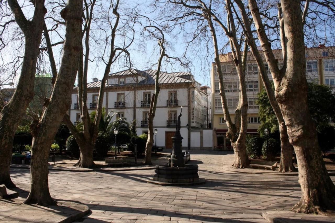 Appartamento Enjoy The Old Town In A Full Renovated Duplex La Coruña Esterno foto